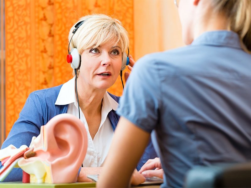 نتیجه تصویری برای از دست دادن شنوایی بر اثر آرتریت روماتوئید