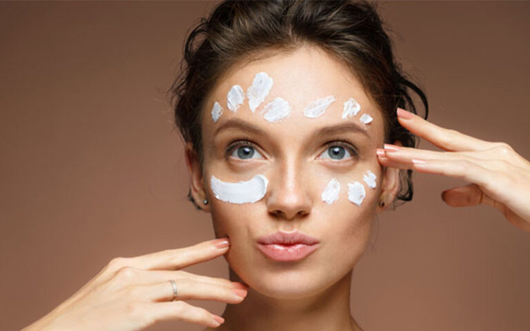 طرز استفاده از کرم ضد لک