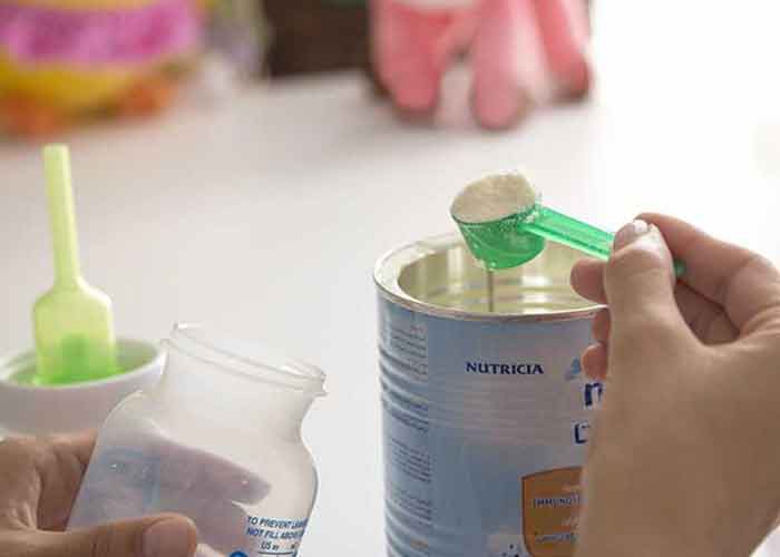 شیر خشک کودک چه ویژگی هایی باید