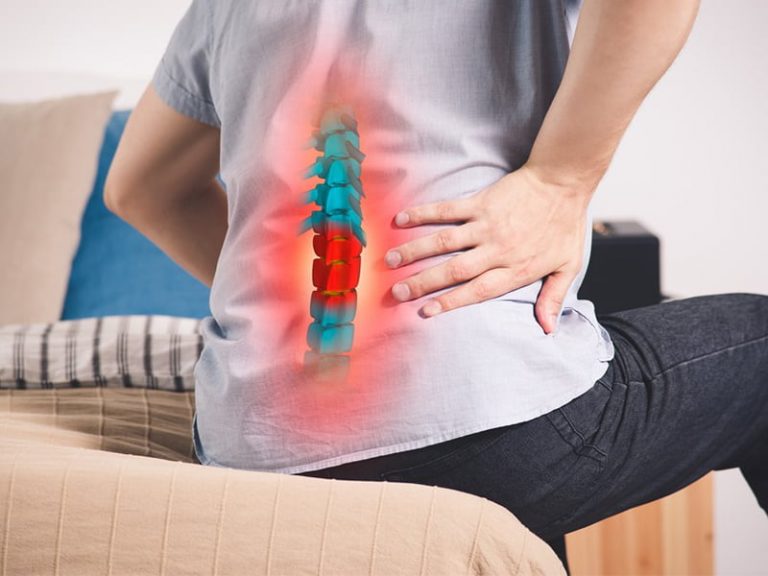 کمر درد بر اثر کمبود ویتامین