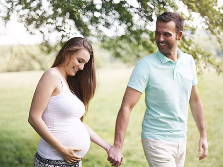 آیا نزدیکی در دوران بارداری امکان پذیراست؟