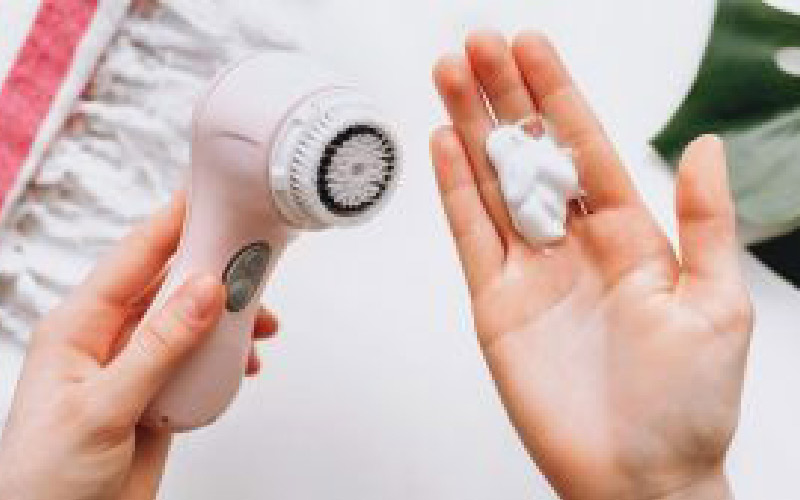 در هنگام خرید فیس براش به چه نکاتی توجه کنیم؟