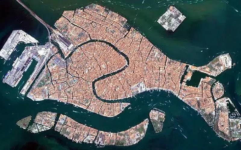 سیستم فاضلاب شهر ونیز ایتالیا