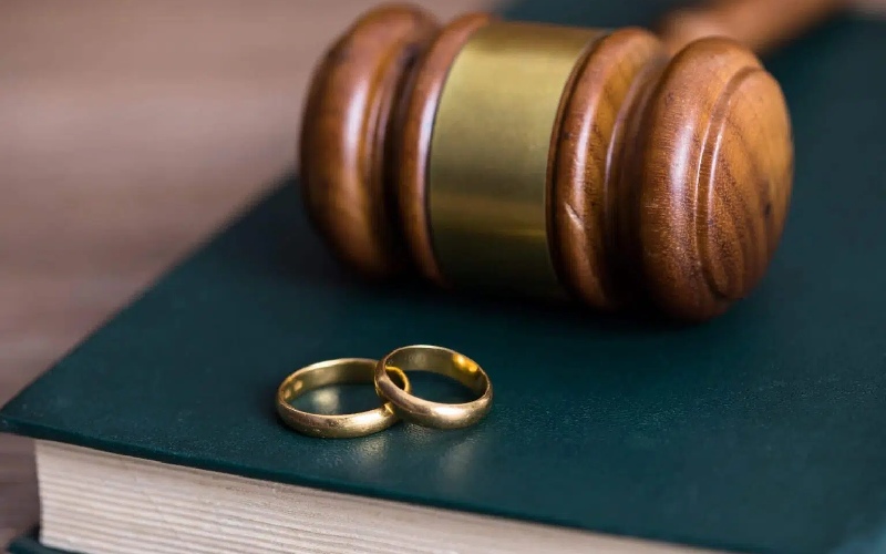 دادسو ارائه دهنده خدمات طلاق