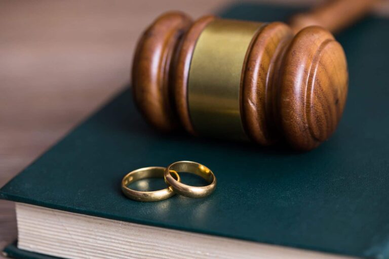 دادسو ارائه دهنده خدمات طلاق