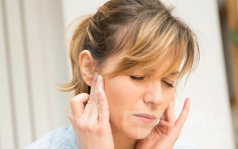 برطرف کردن کمبود ویتامین‌ها در درمان وزوز گوش موثر است.