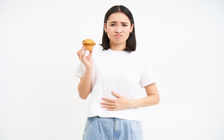 کاهش اسید معده: چه بخوریم و روش‌های خانگی موثر
