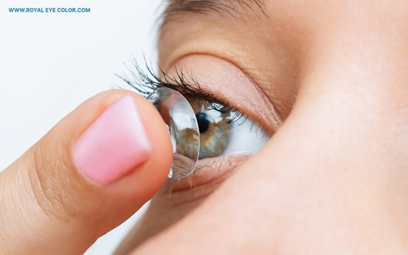 عمل تغییر رنگ چشم