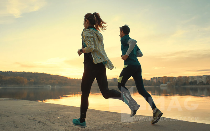 دوره مصرف کراتین چند روز است و تفاوتهای جنسیتی در مصرف