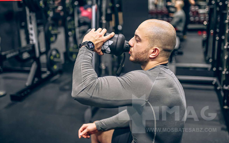 استفاده از مکمل بدنسازی در باشگاه