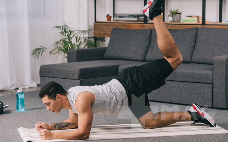 برنامه تمرینی پا برای حجم ؛ تونر باسن