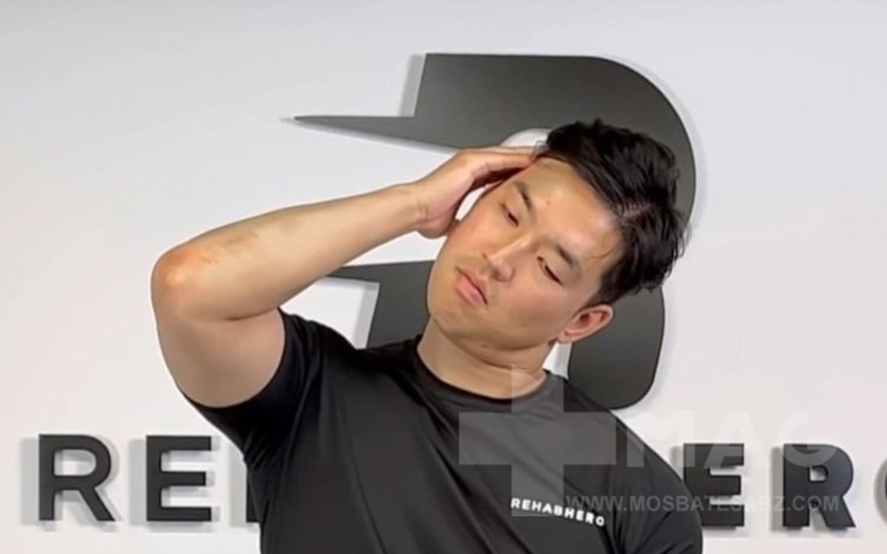 درمان افتادگی شانه با تمرین ، کشش گردن به طرفین