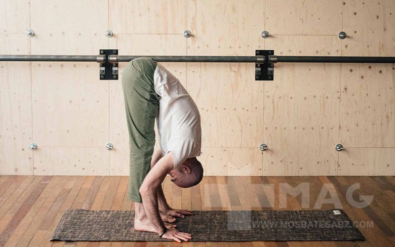 آموزش حرکات کششی یوگا