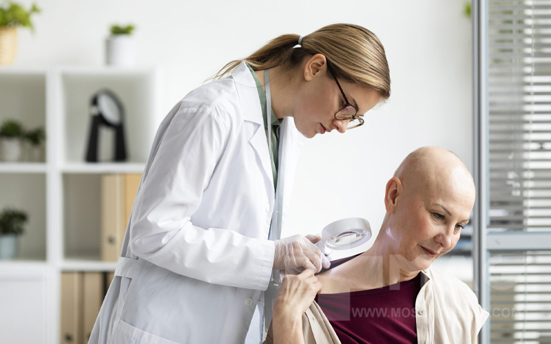 کاهش عوارض شیمی‌درمانی 