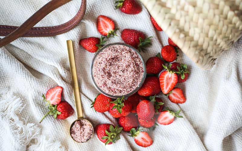 اسکراب توت فرنگی