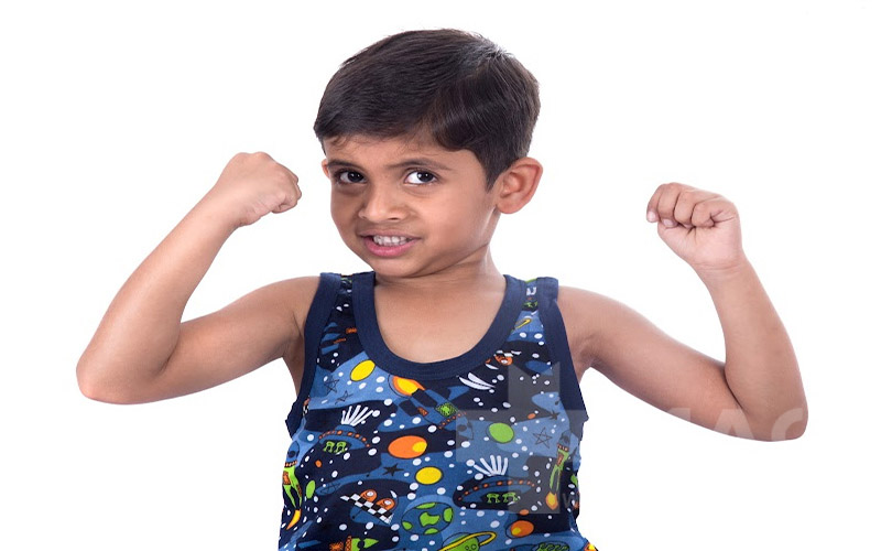 معرفی 4 شربت زینک پلاس برای چاقی کودکان