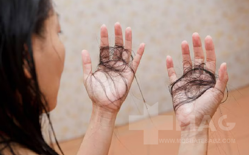 ریزش مو از عوارض ماسک مو