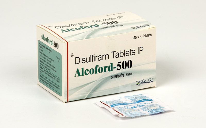 قرص دی سولفیرام باید تحت نظر و نسخه پزشک مصرف شود.