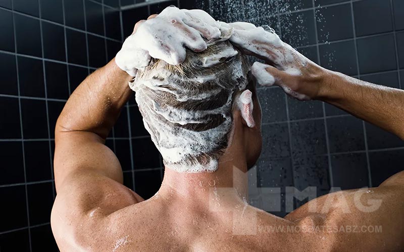 نحوه استفاده صحیح از شامپو ضد ریزش و روتین مکمل