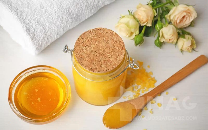 اسکراب شکر با عسل برای سفید کردن واژن و بیکینی 