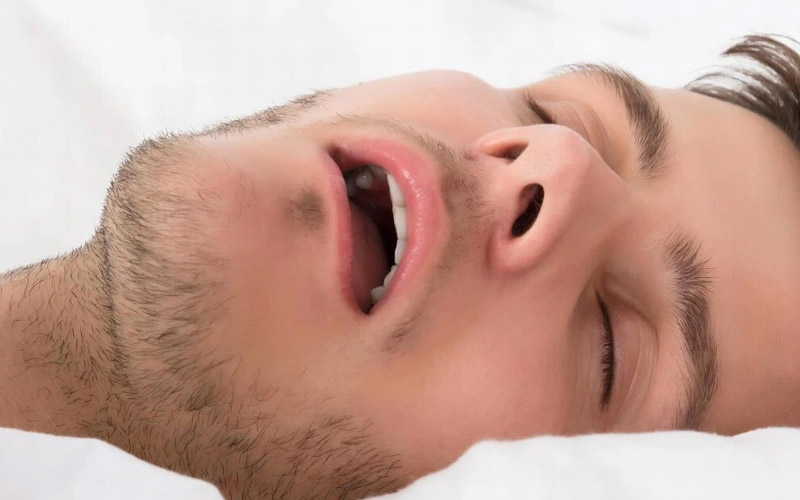 گاز گرفتن زبان در خواب