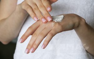 سفید شدن فوری دست با روش های خانگی