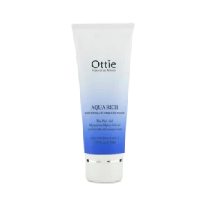 فوم شستشوی سفید کننده آکوا ریچ اوتی مناسب پوست های معمولی تا چرب ۱۵۰ میلی لیتر